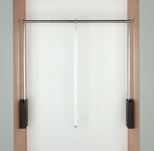 Garderobelift Servetto 3T 750 - 1100 mm, zwart/chroom met dubbele demping