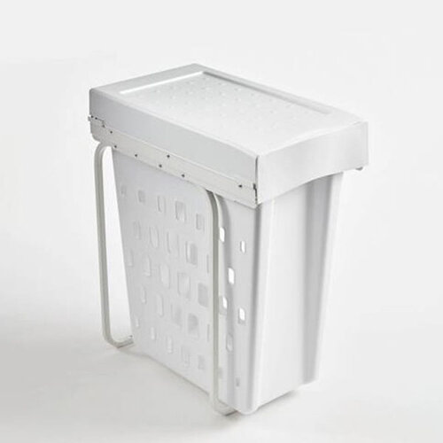 Uittrekbare wasmand voor smalle kast