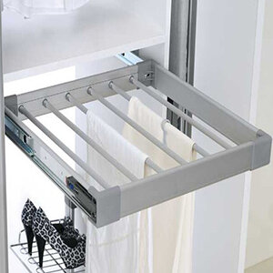 Uittrekbare broekhouder