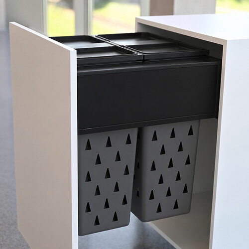 Inbouw wasmand met Blum Legrabox ladeframe, Carbonzwart, inhoud 84 liter, geschikt voor kastbreedte 600 mm