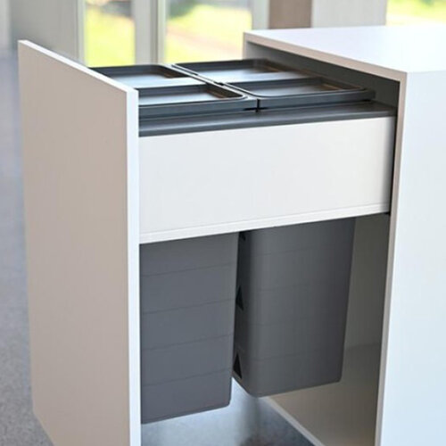 Inbouwafvalemmer met Blum Legrabox ladeframe, Zijdewit, inhoud 84 liter, geschikt voor kastbreedte 600 mm